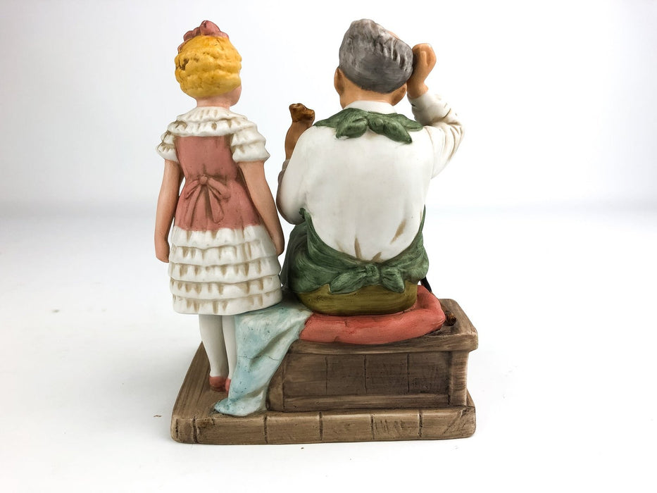 Norman Rockwell Figurine Statue The Shoemaker 1981 Annual Collector's Club 6