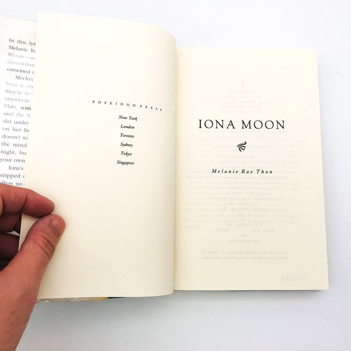 Iona Moon Hardcover Melanie Rae Thon 1993 Poverty Teenagers Relationships Ex Lib 7