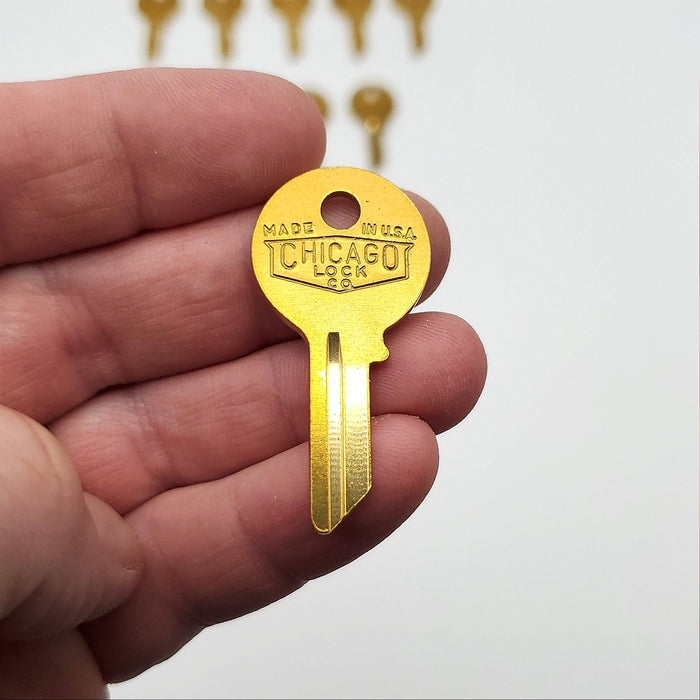 10x Chicago Lock Co. KP-3 Key Blanks Keyway Brass 4 Pin NOS