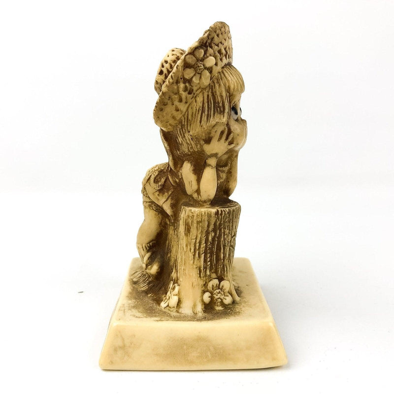 R & W Berries I Care Figurine Little Girl Straw Hat Statue Tree Trunk 9106 3
