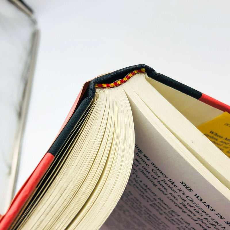 Sarah Shankman Book She Walks In Beauty Hardcover 1991 1st Edition Miss America 10