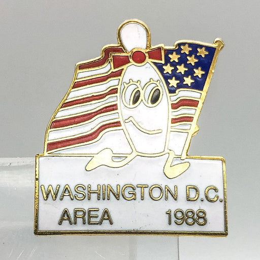 Vintage Bowling Lapel Pin Washington DC Area 1988 Running With American Flag 1