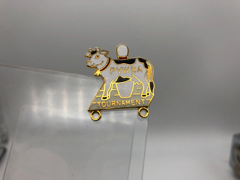 Professional Vermont Womens Bowling Association Lapel Pin PVWBA Tournament Cow 6