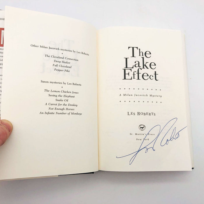 Les Roberts Book The Lake Effect Hardcover 1994 1st Edition Signed Mystery 7