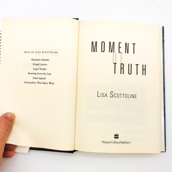 Moment Of Truth HC Lisa Scottoline 2000 Murder Wife Legal Thriller 1st Edition 7