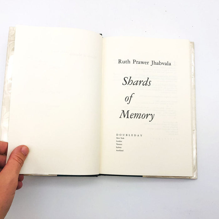 Shards Of Memory HC Ruth Prawer Jhabvala 1995 India England Gurus 1st Edition 1 7