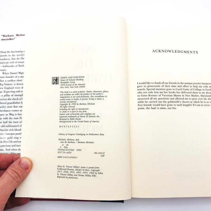 Into The Darkness Hardcover Barbara Michaels 1990 Antique Jewelry Ghosts Copy 1 8