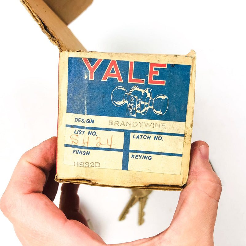 Yale Hospital Privacy Door Knob Lockset BR5424 US32D Polished Stainless Steel 2