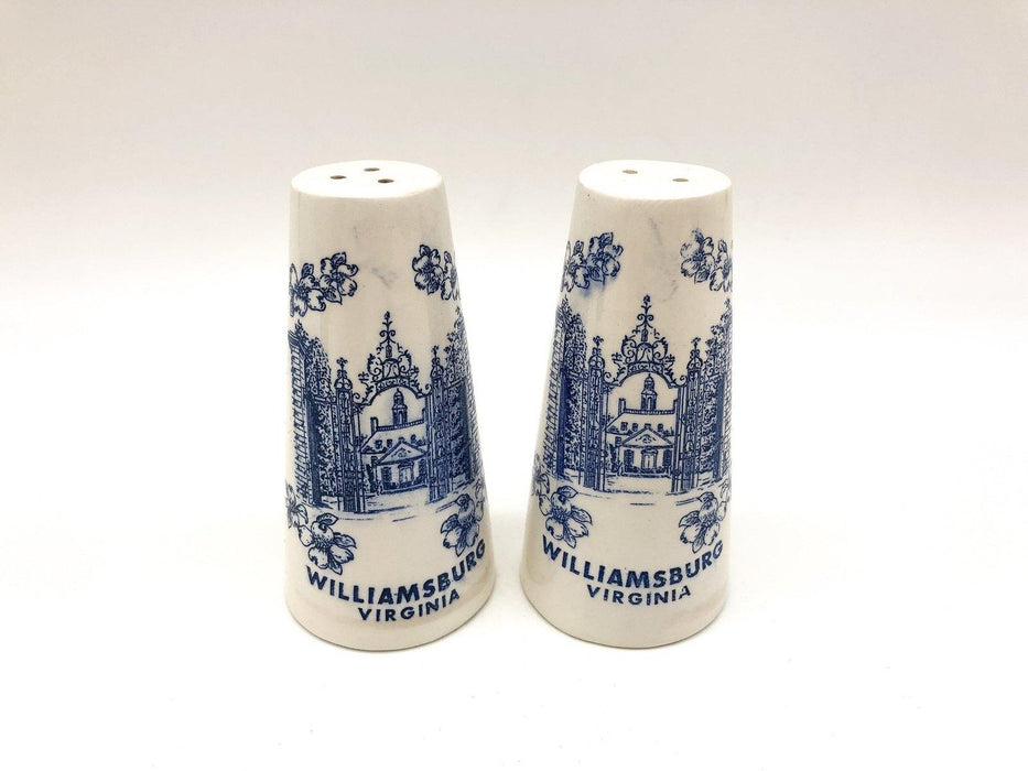 Vintage Ceramic Salt & Pepper Shakers Williamsburg Virginia Blue White Japan 4" 2