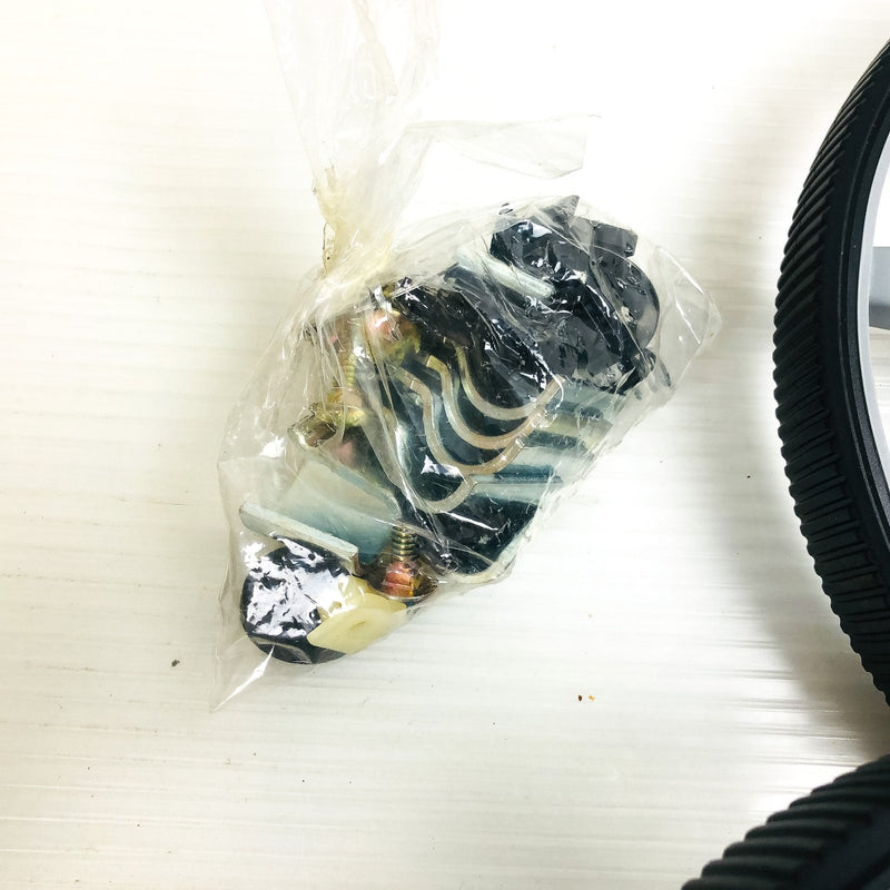 Mow and Feed Fertilizer Spreader 52070 Mower Mounted NOS For Use With Lawn-Boy 7