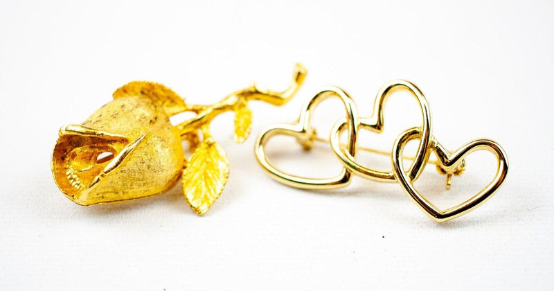 Gold Tone Brooch Vintage Rose Flower Heart Love Romance Gift for Her Lot of 2 1