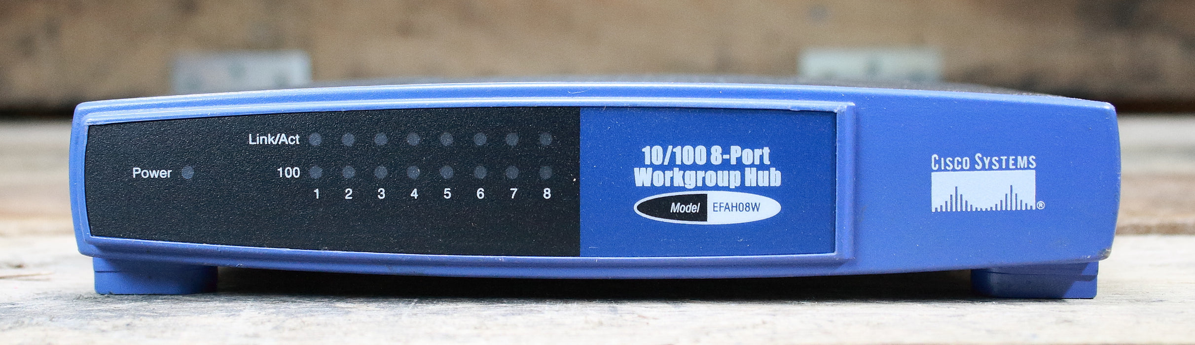 Linksys: 8 Port 10/100 Workgroup Hub - Model EFAH08W | NO POWER CORD