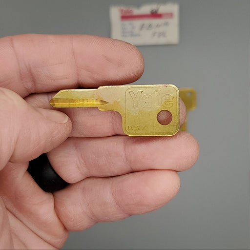 5x Yale EB1019 Key Blanks F8L Keyway Solid Brass 4 Pin NOS 1