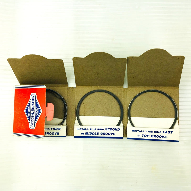 Briggs and Stratton 298451 Piston Ring Set Chrome Genuine OEM New Old Stock NOS 8