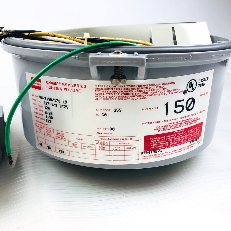 Crouse Hinds Light Fixture LED 150W VMV Series VMVS2C150GP/120-LX HP Sodium 2