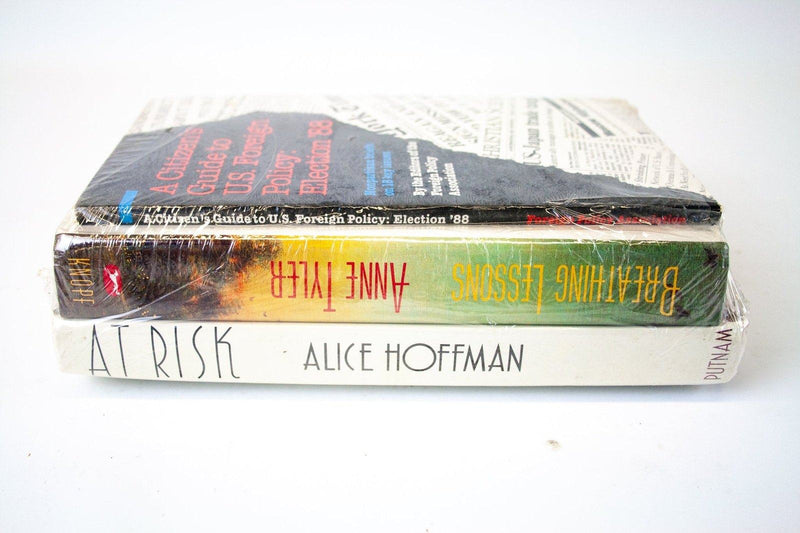 At Risk Alice Hoffman Putnam July 8, 1988 Breathing Lessons Anne Taylor Lot of 2 3