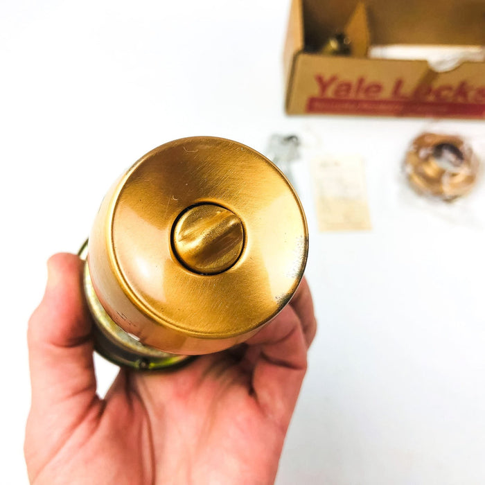 Yale Entry Doorknob Lockset Locking Knob BR5237 US10 Satin Bronze New Old Stock 7