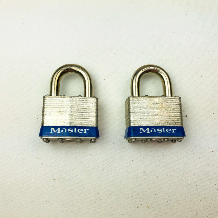 2ct Vintage No 1 Master Lock Padlock 1-1/4" Shackle New Keyed Alike 2570 Blue 9