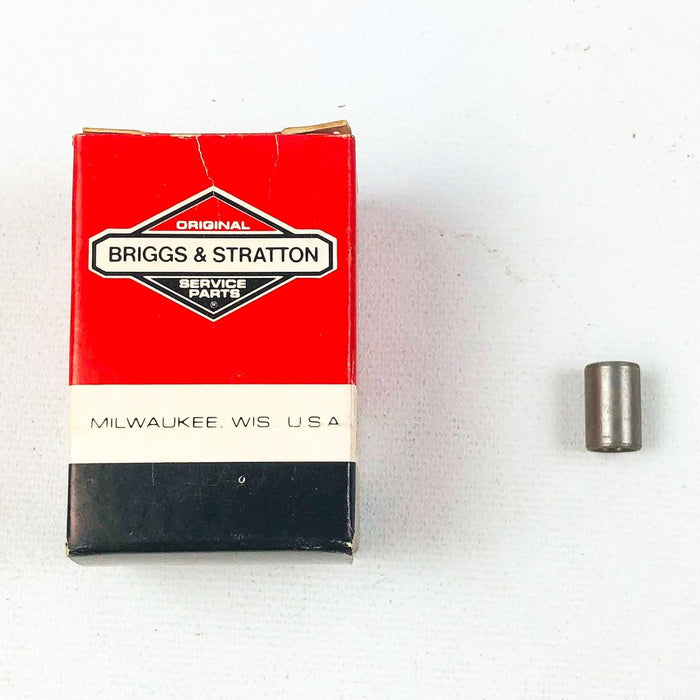 Briggs and Stratton 23108 Throttle Shaft Bushing OEM New NOS Replaced By 691769