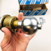 Yale Privacy Door Knob Locking 5302 Copenhagen 380BN US26D Satin Chrome New NOS 6