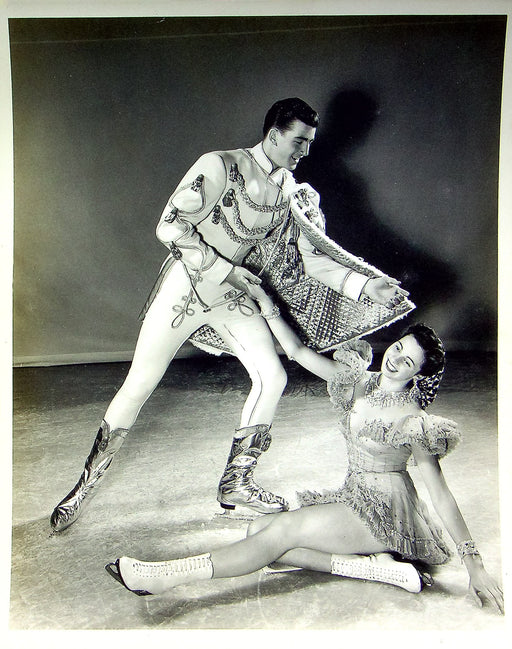 Gabriel Moulin Studios 1944 Photograph Ice Skating Musical HMS Pinafore 8x10 1