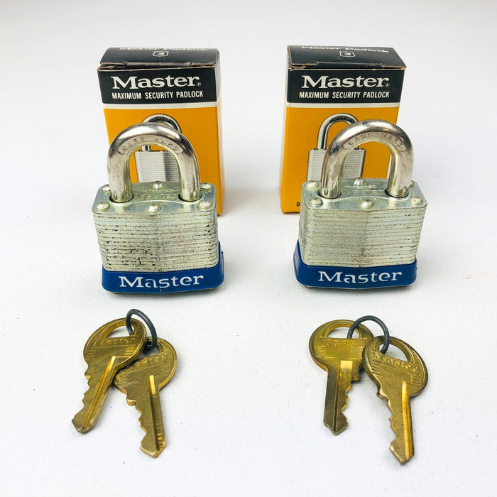 2ct Vintage No 3 Master Lock Padlock 1-1/8" Shackle New NOS Keyed Alike 3795 1