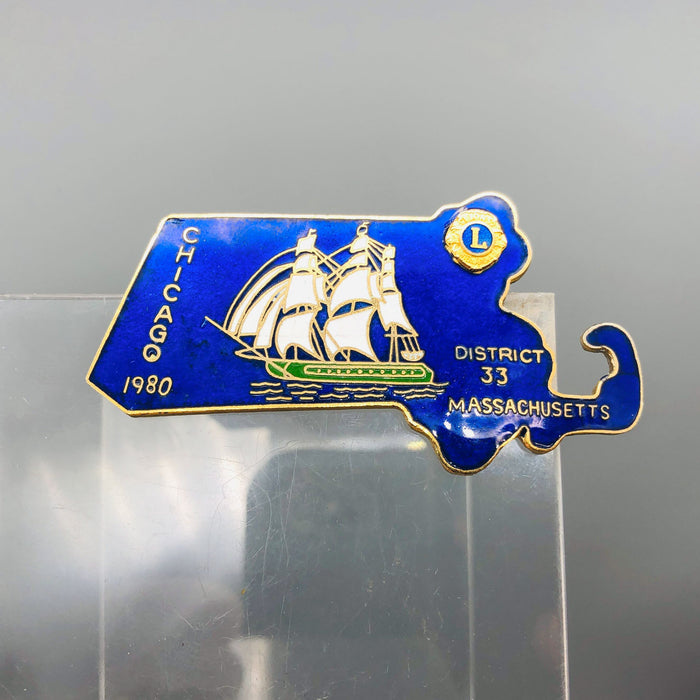 Vintage Lions Club Lapel Pin Chicago District 33 Massachusetts State Ouline Ship