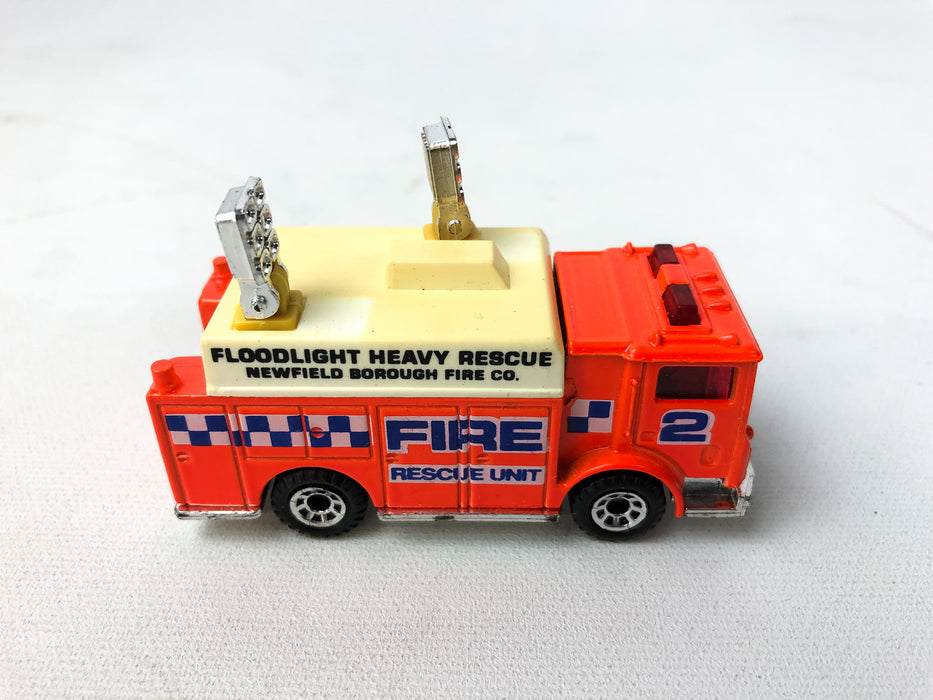 Matchbox Mack Auxillary Power Truck Fire Rescue Unit #2 1991