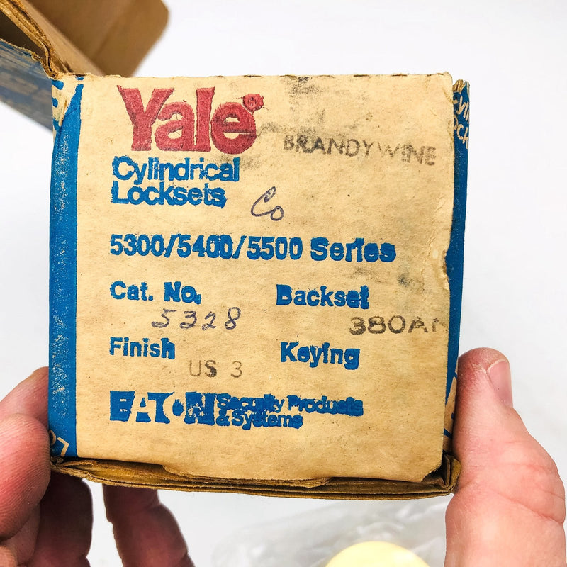 Yale Communicating Passage Door Knob 5328 Brandywine US03 Bright Brass No Strike 2