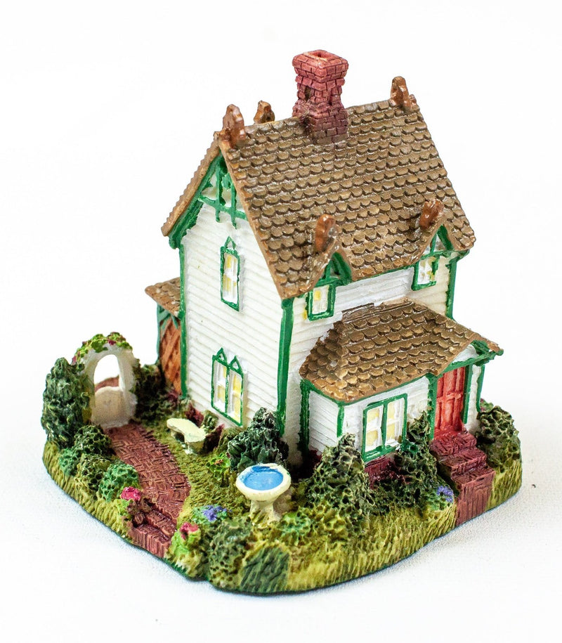 Liberty Falls: Hat Shop AH127, Malloy's House AH128, Parsonage AH129 | OPEN BOX 7