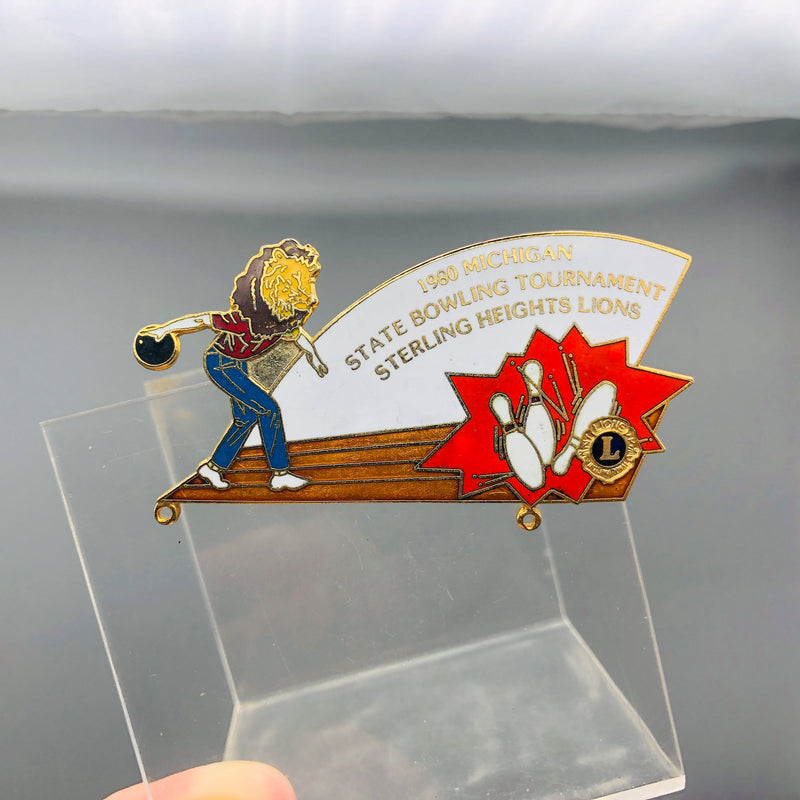 Vintage Lions Club Lapel Pin Michigan Bowling Tournament Sterling Heights 3