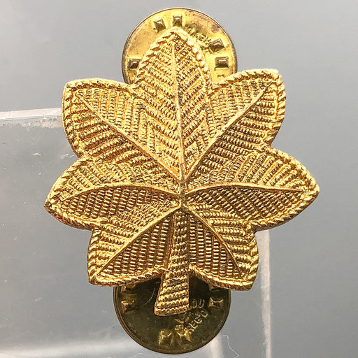 US Army Lieutenant Colonel Major Pin Pinback Gold Oak Leaf HLP-GI Vietnam Era 2 1