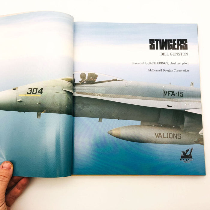 Stingers Hardcover Bill Gunston 1990 1st Edition USAF McDonnell Douglas F/A-18 6