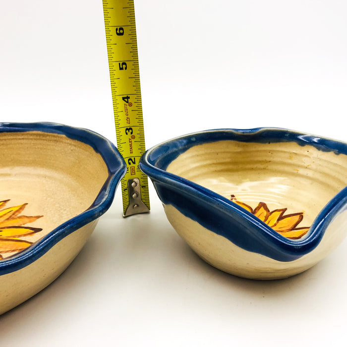 Heart Chip Dip Dish And Bowl Sunflower Stoneware Vintage Blue Rim Hand Painted