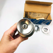 Yale Privacy Door Knob Locking 5302 Brandywine 378N US32D Polished SS New NOS 4