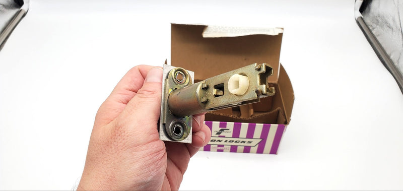 Falcon Entry Door Knob Lever Lock Bright Brass US3 Troy & Palo 2-3/4in BS NOS 6