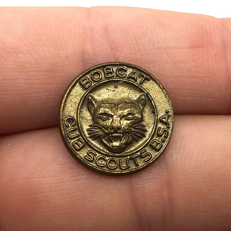 Cub Scouts of America Bobcat Lapel Pin Bronze Finish 1