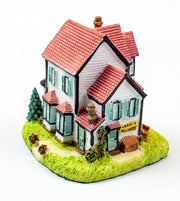 Liberty Falls: Hat Shop AH127, Malloy's House AH128, Parsonage AH129 | OPEN BOX 3