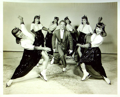 Gabriel Moulin Studios 1942 Photograph Ice Skating Musical Oh What A Pal 8X10 1