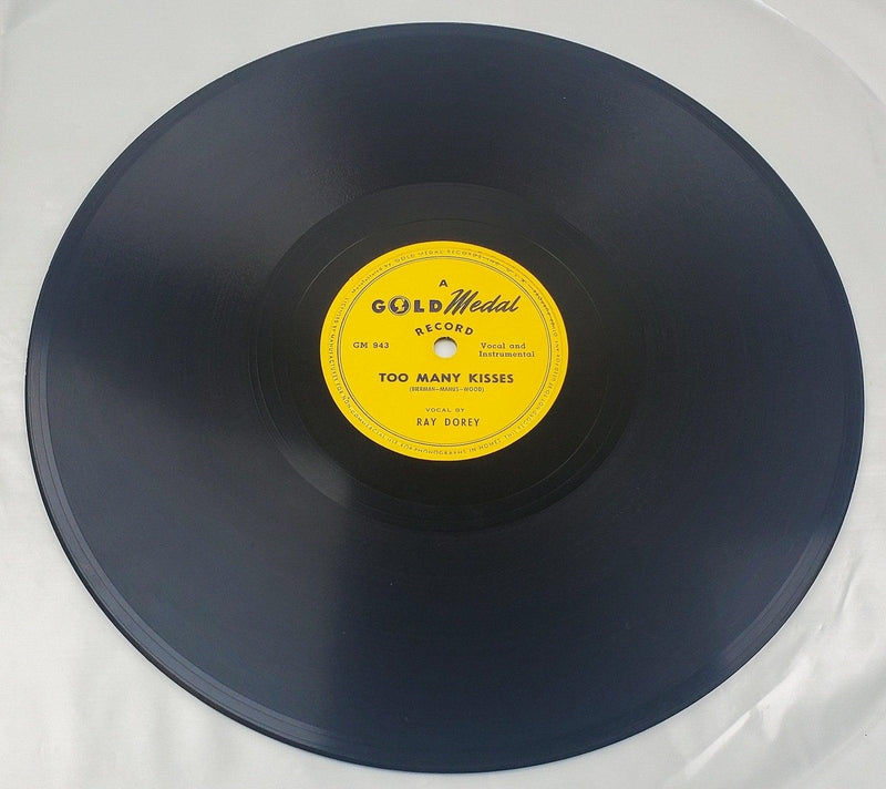Ray Dorey It Isn't Fair / Too Many Kisses 78 RPM Single Record Gold Medal 1947 2