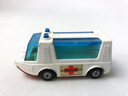 Matchbox Stretcha Fetcha Superfast Ambulance Diecast Made in England 1971 2