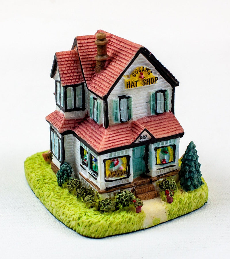 Liberty Falls: Hat Shop AH127, Malloy's House AH128, Parsonage AH129 | OPEN BOX 4