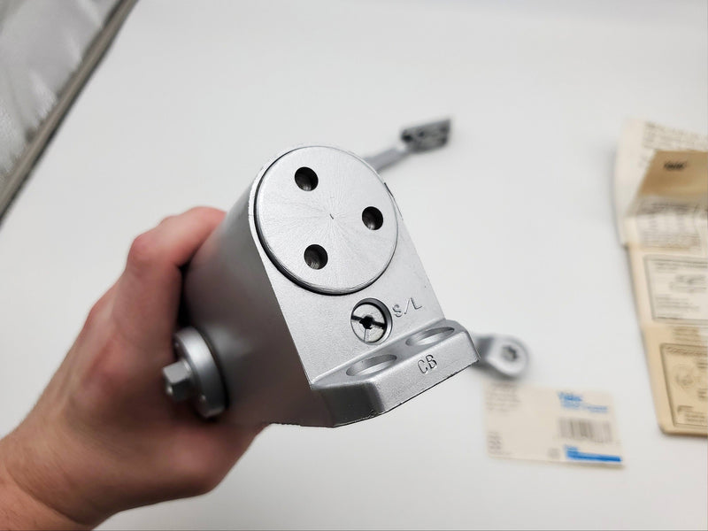 Yale Door Closer V2302 No Hold Regular Arm Top Jamb 9-1/16 Aluminum Finish