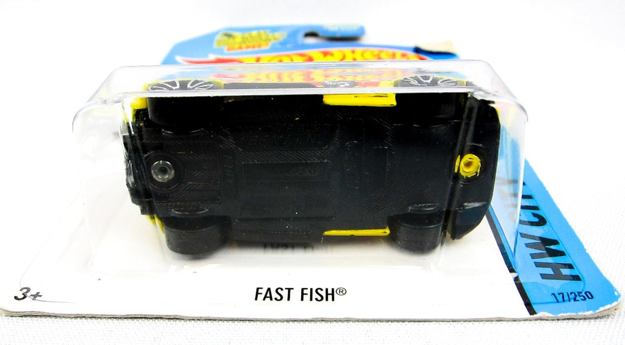 Hot Wheels HW City Rockster Retro Active Fast Fish Taxi Cab Qty 4 NEW Diecast 9