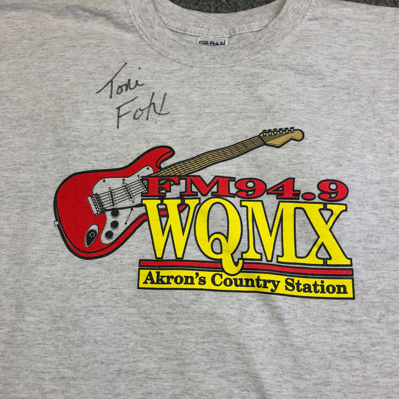 Vintage Radio Station T Shirt XL Gildan FM 94.9 Akron Country Toni Fox Signature