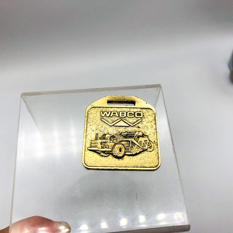 Vintage WABCO Scraper Machinery Keychain Fob Pittsburgh Contractors Equipment