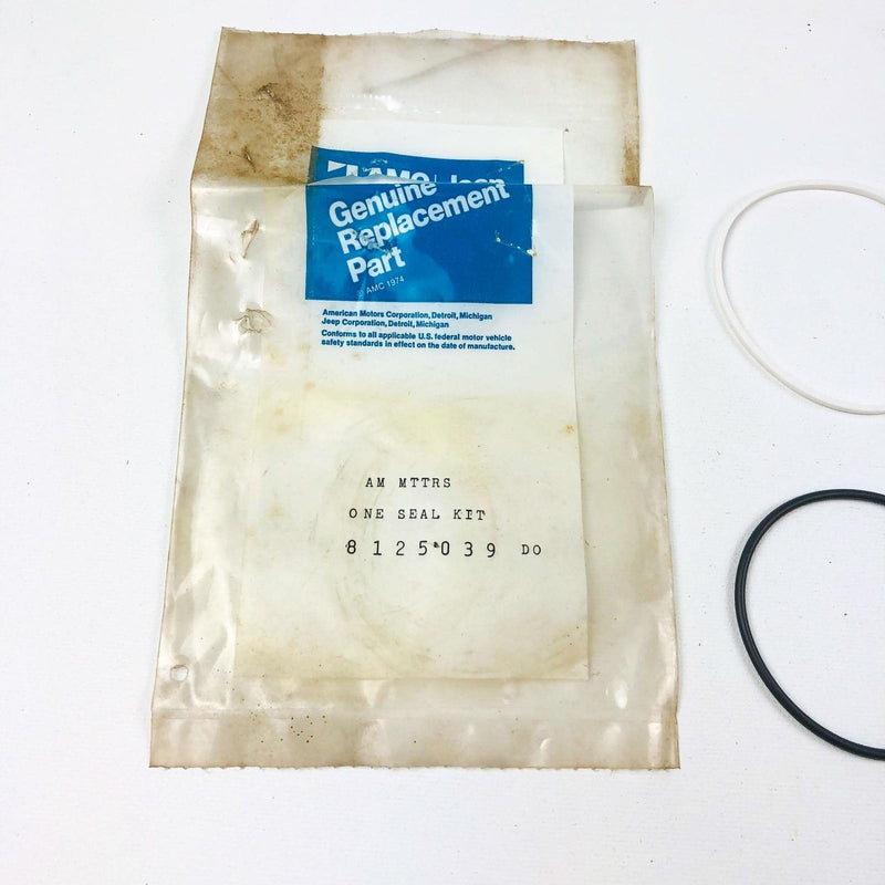 AMC Jeep 8125039 Steering Box Seal Kit Genuine OEM New Old Stock NOS