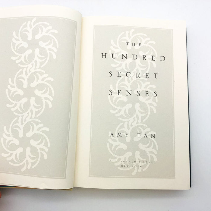 The Hundred Secret Senses Hardcover Amy Tan 1995 Sisters Growing Up 1st Edit 1 7