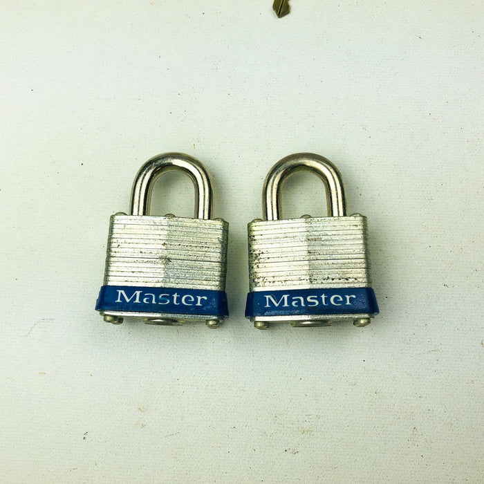 2ct Vintage No 3 Master Lock Padlock 1-1/8" Shackle New NOS Keyed Alike 3795 10