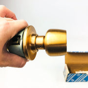 Yale Entry Door Knob Lockset BR5237 Brandywine 207N US10 Satin Bronze New NOS 4